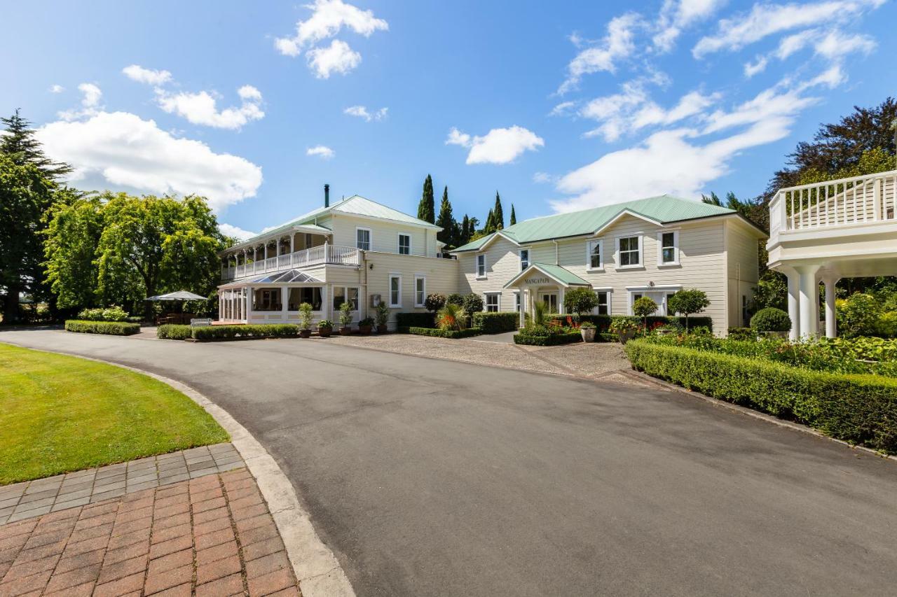 Mangapapa Hotel Havelock North Exterior photo